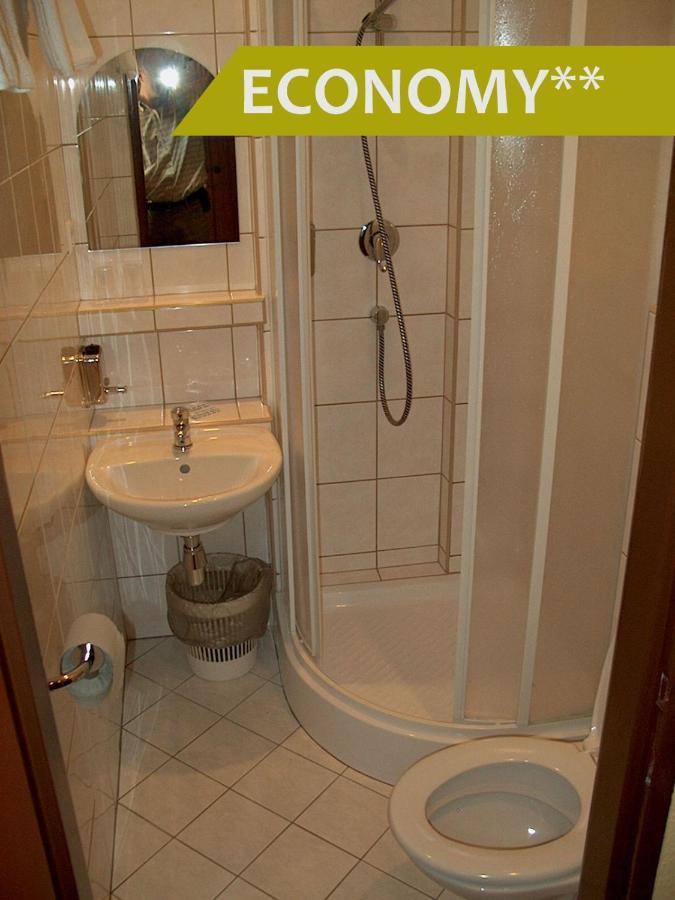 Hotel Ludmila Melnik Luaran gambar